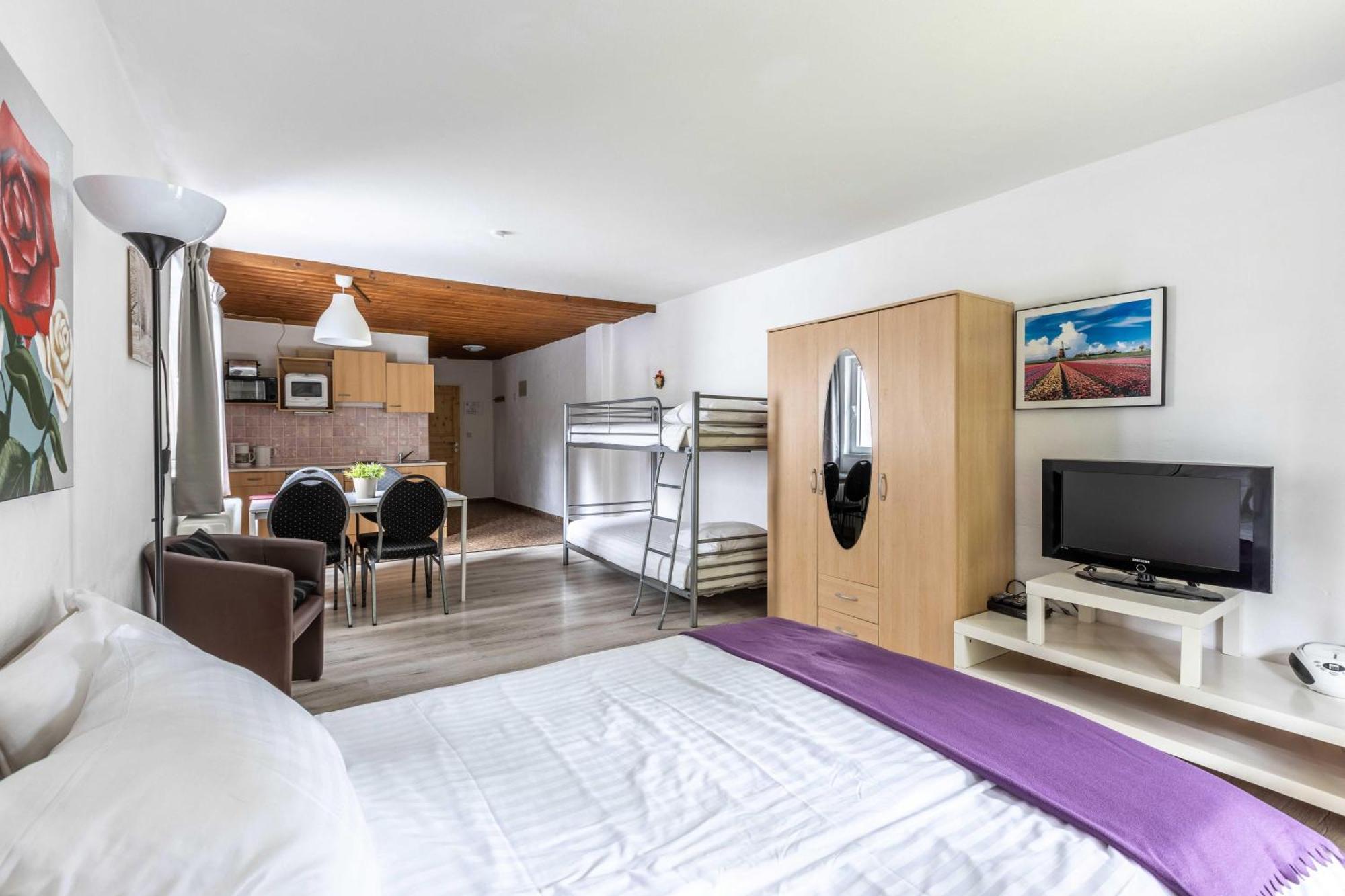Hartkaiser Rooms And Apartments Елмау Екстериор снимка