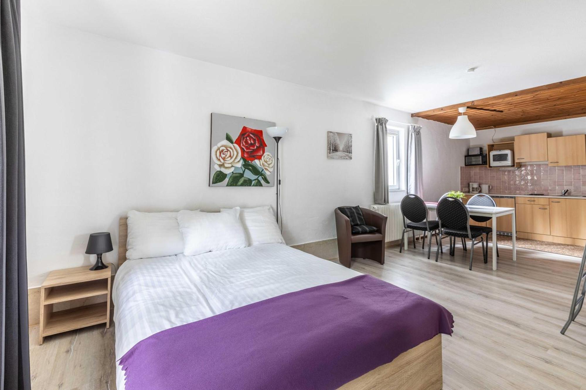Hartkaiser Rooms And Apartments Елмау Екстериор снимка